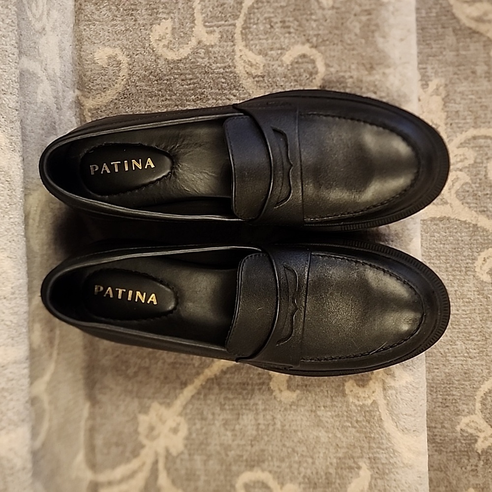 Portland Leather Zoe Penny lug sole loafer oxford